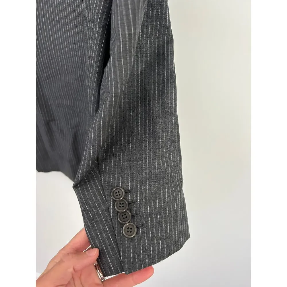 Ermenegildo Zegna Gray Pin Stripe Suit Jacket Blazer 48R - Italian Made